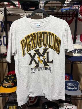 Vintage 1991 Salem Sportswear Pittsburgh Penguins NHL Hockey T-Shirt